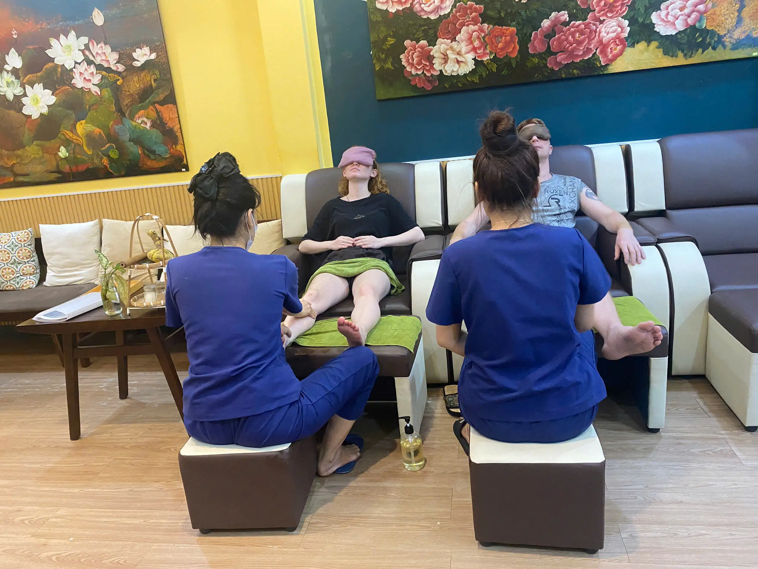 Địa chỉ massage đường phố Tây Huế uy tín, đông khách